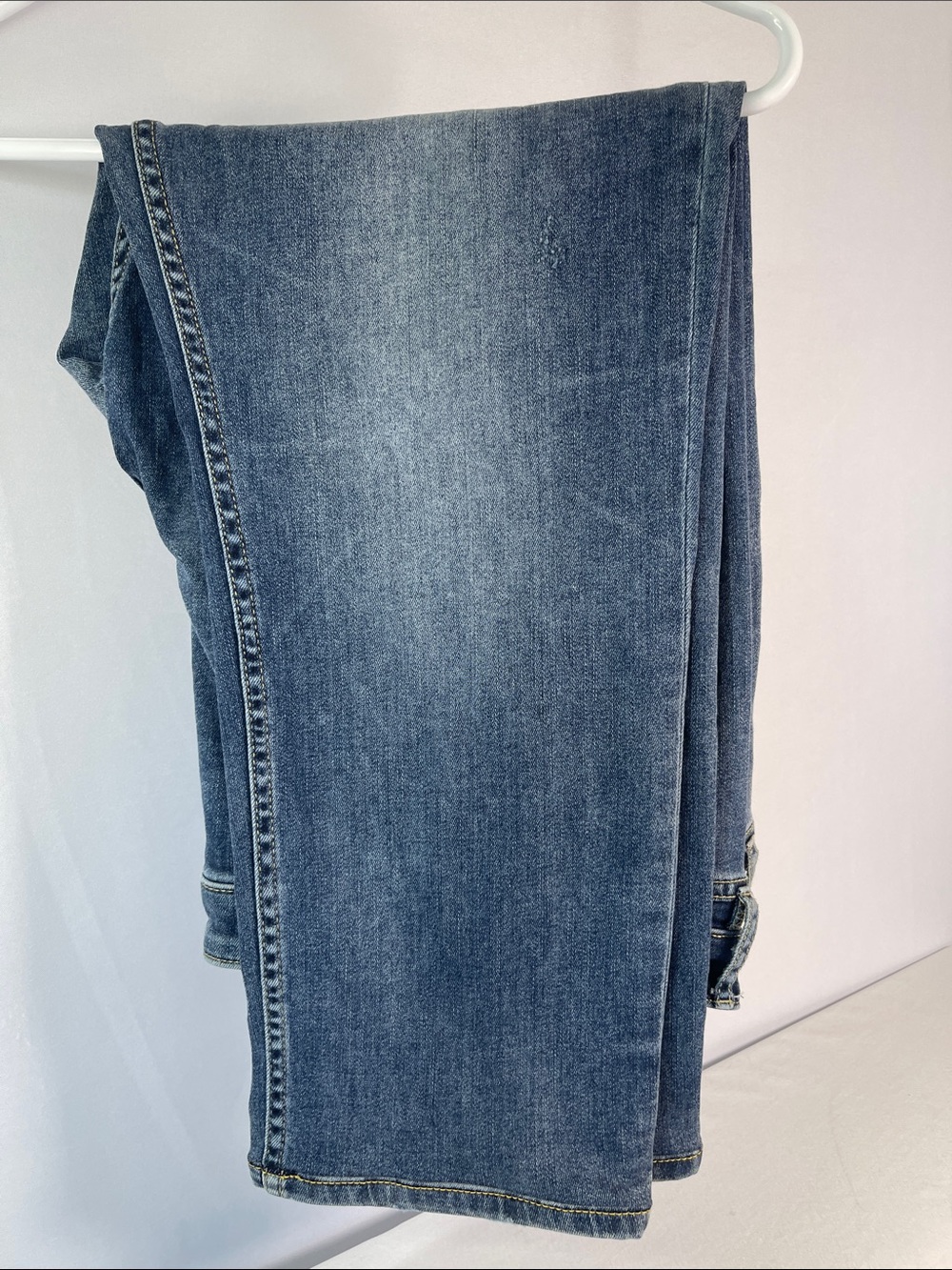 Tommy Bahama Slim Boyfriend Jeans Women’s 33 Dark Wash 25” Inseam